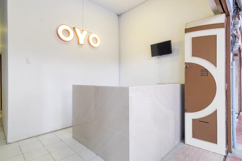 Oyo 835 Metropolitan Home Stay Medan Ngoại thất bức ảnh